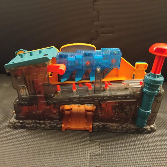 SODOR STEAMWORKS STATION 2015 Gullane (Thomas) Limited station only - Picture 3 of 3